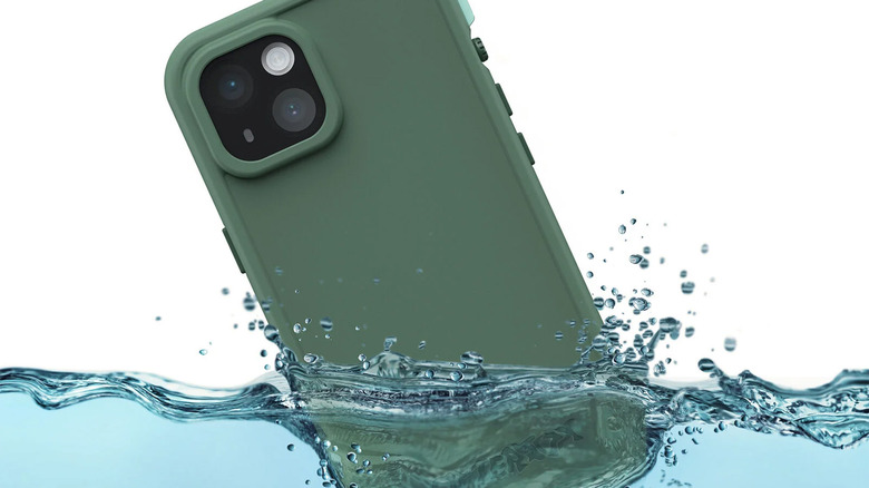 iPhone in an Otterbox Frē case in water